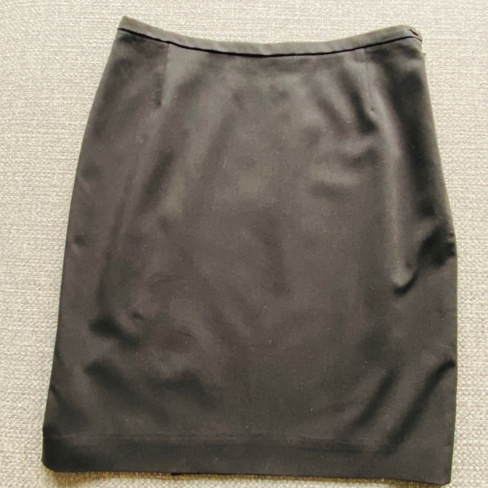 FRENCH CONNECTION Black Skirt